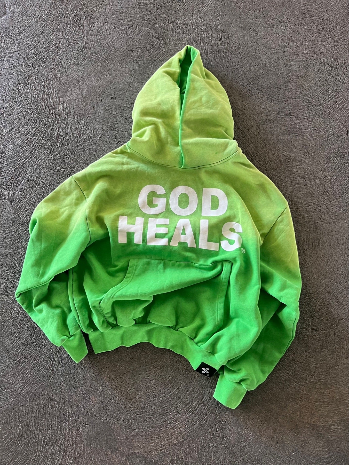 GOD HEALS HOODIE